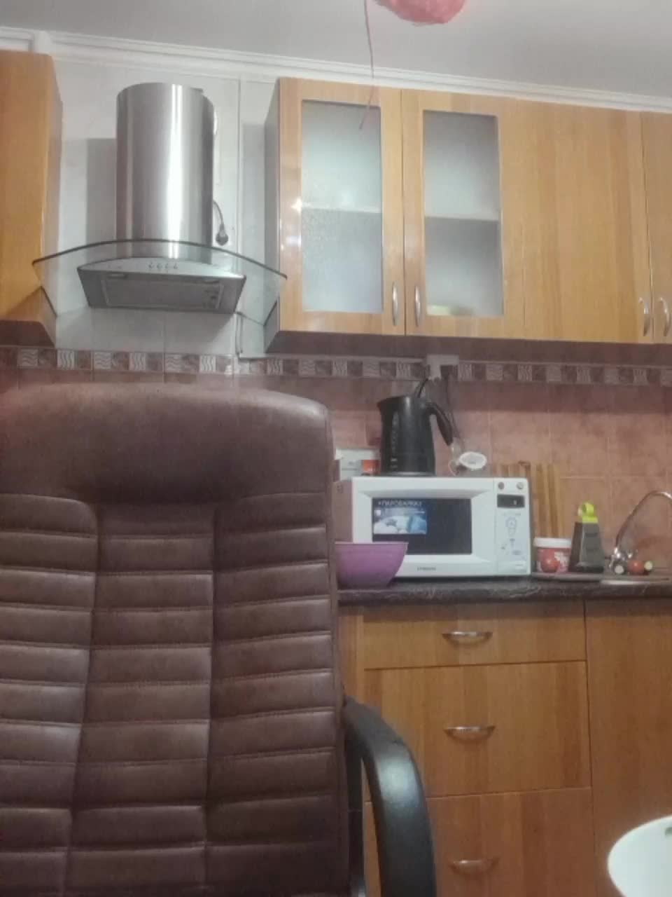 N-I-M-F-O-M-A-N-K-A Adult Chat August 8, 2025