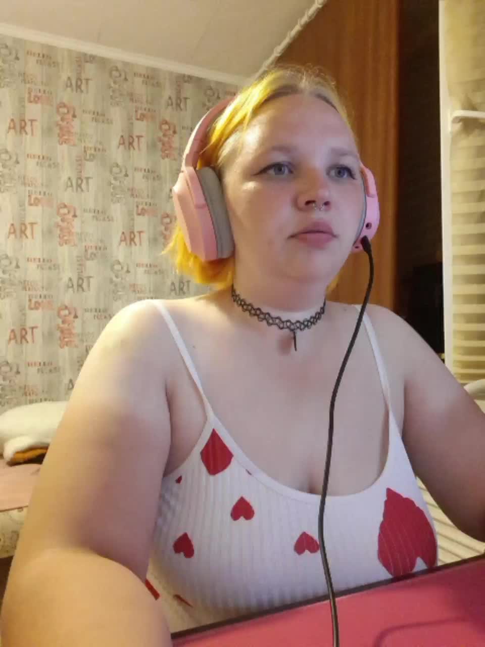 -MeooW- Adult Chat August 8, 2025