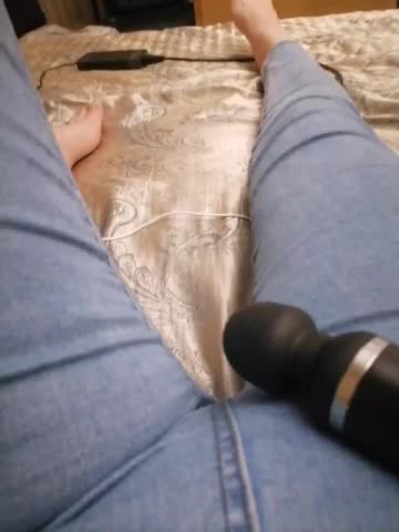 -Tiffany- Adult Chat August 8, 2025