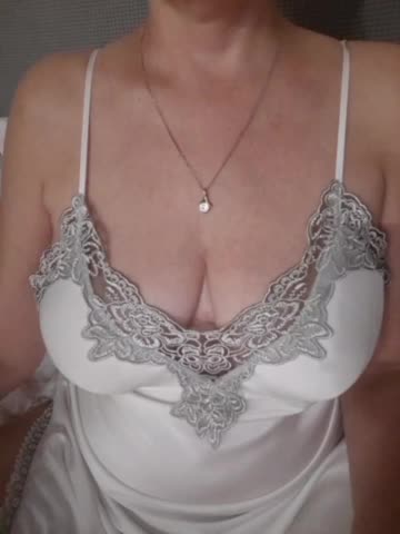 SexiestJess45 Adult Chat August 8, 2025