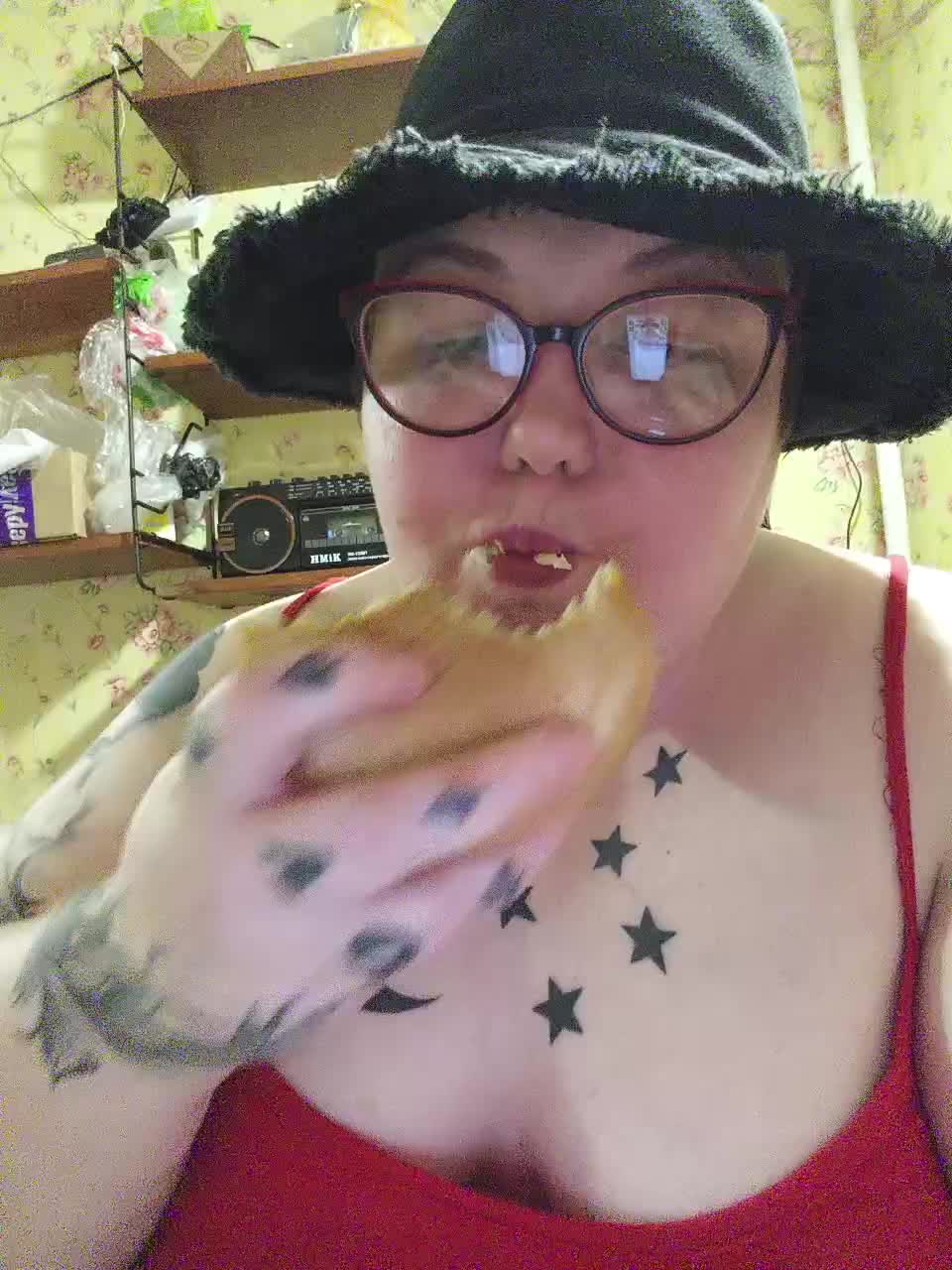 Svetlanka86 Adult Chat August 8, 2025