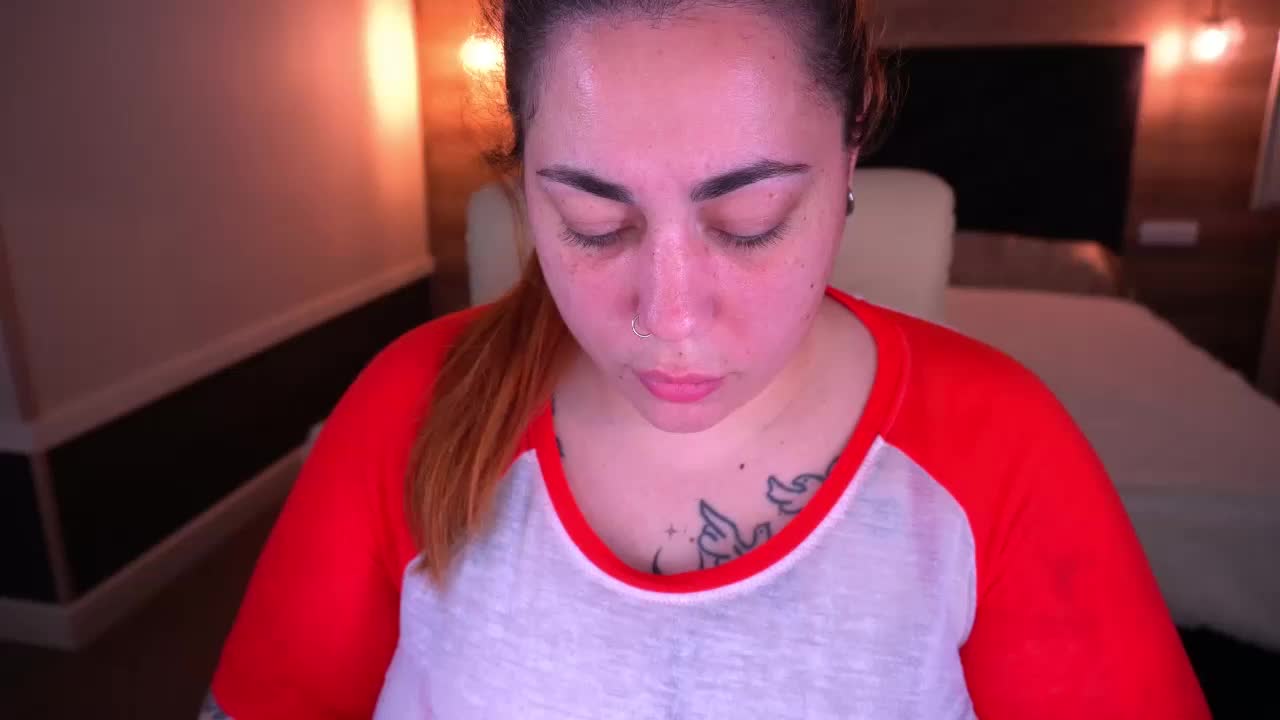 AmazonkaStarrr Adult Chat August 8, 2025