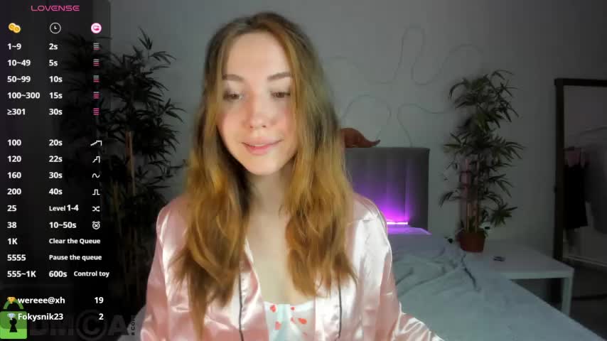 Luna_G0ld Adult Chat August 8, 2025