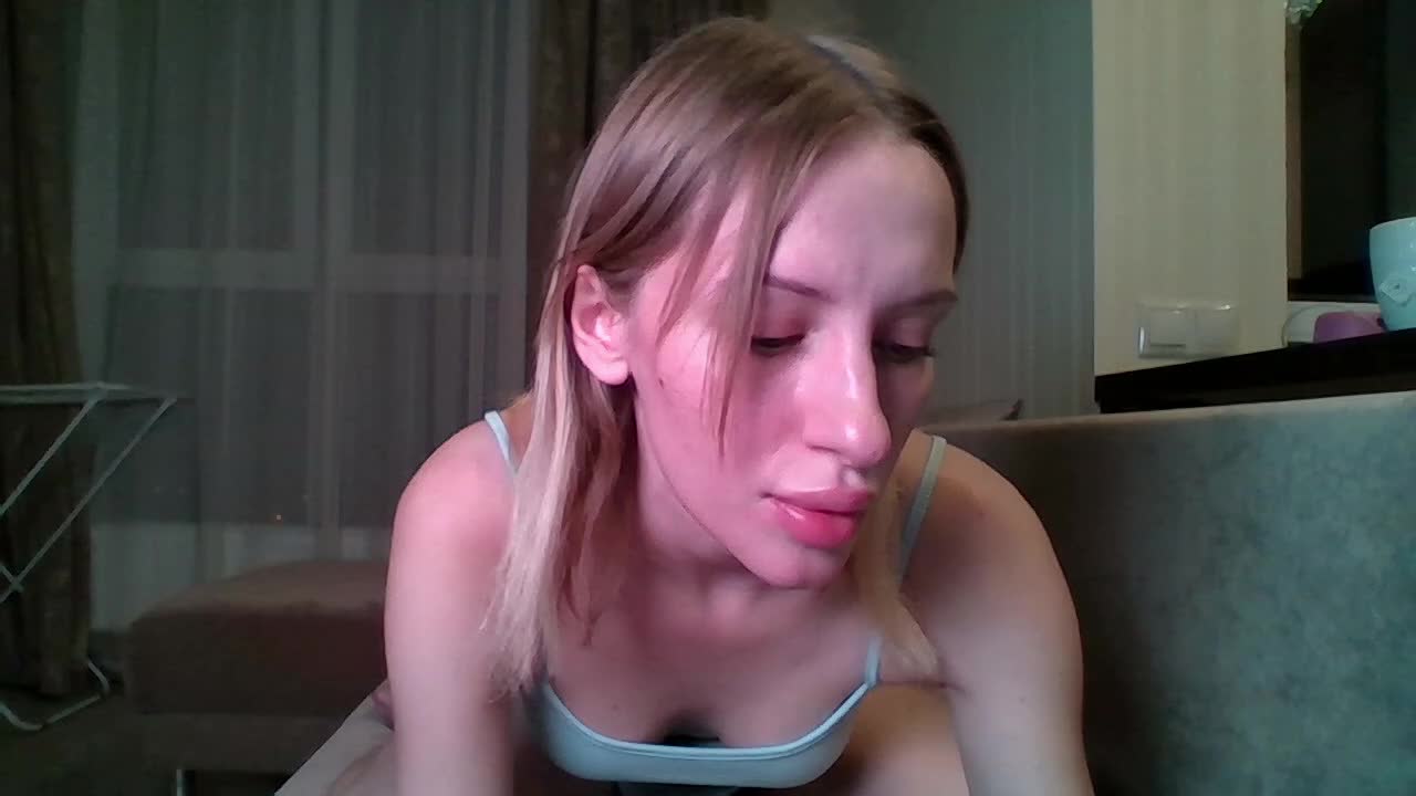 weaksii Adult Chat August 8, 2025