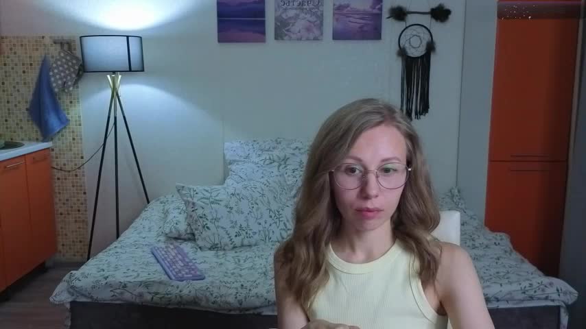 Lill_Mary Adult Chat August 8, 2025