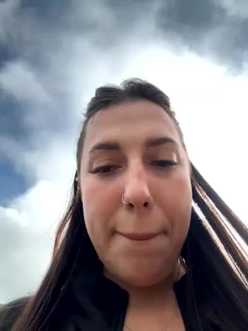 AleksandraRich Adult Chat August 8, 2025