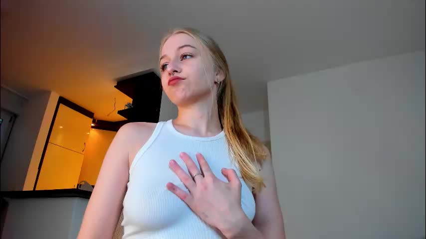 mia_meows Adult Chat August 7, 2025