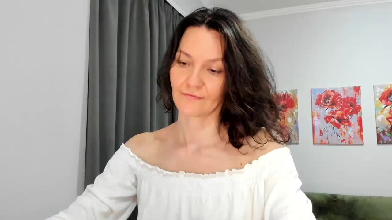 _lastochka_ Adult Chat August 8, 2025