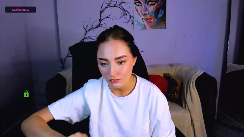 miki_nikki Adult Chat August 7, 2025