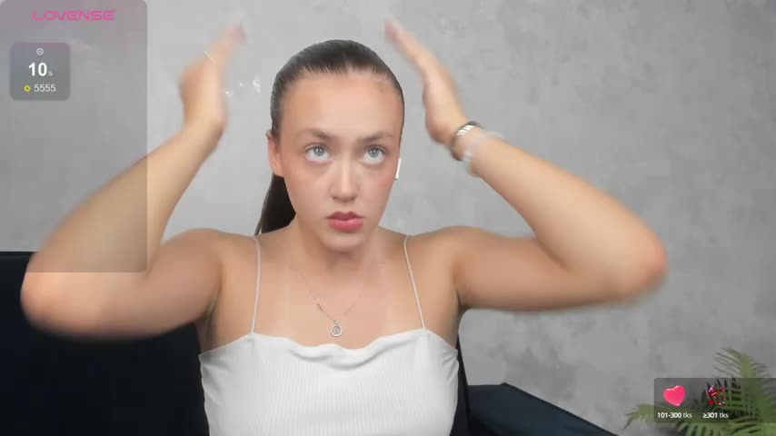 SaraMoren0 Adult Chat August 8, 2025