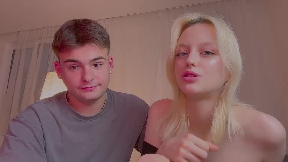 your_molly_mark Adult Chat August 8, 2025