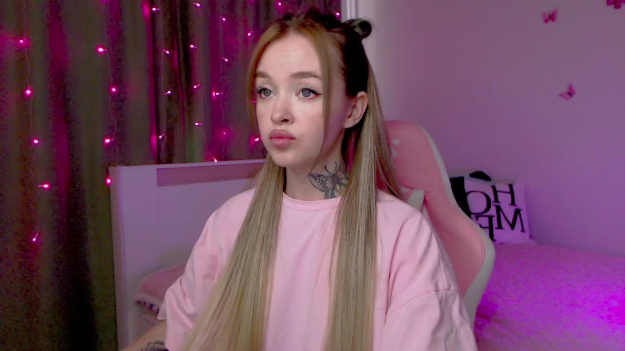 NaughtyMable Adult Chat August 8, 2025