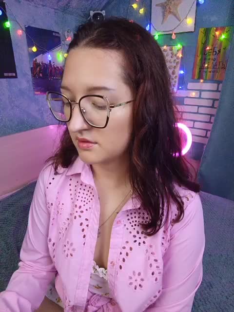 Rosia-Guess Adult Chat August 8, 2025