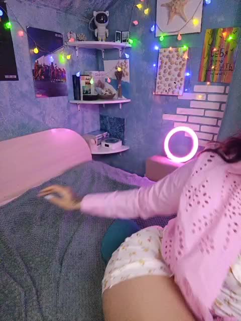 Rosia-Guess Adult Chat August 8, 2025