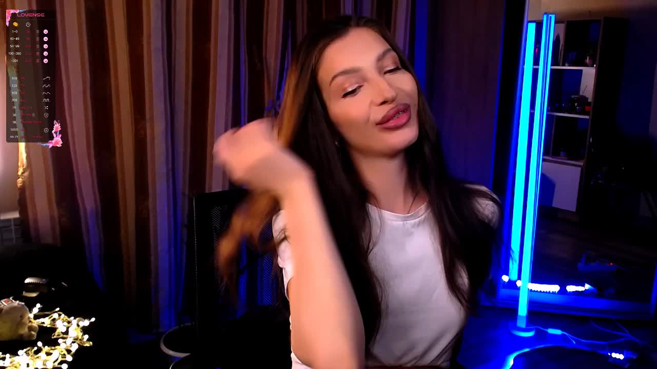 LauraBess Adult Chat August 8, 2025