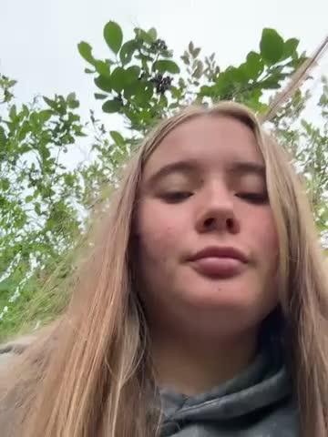 StephanieMur Adult Chat August 8, 2025