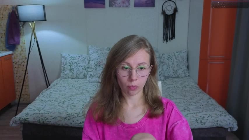 Lill_Mary Adult Chat August 8, 2025