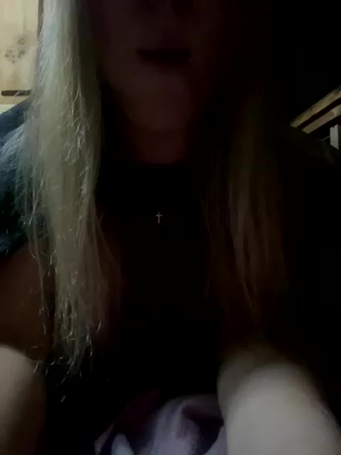 JULIE21 Adult Chat August 8, 2025