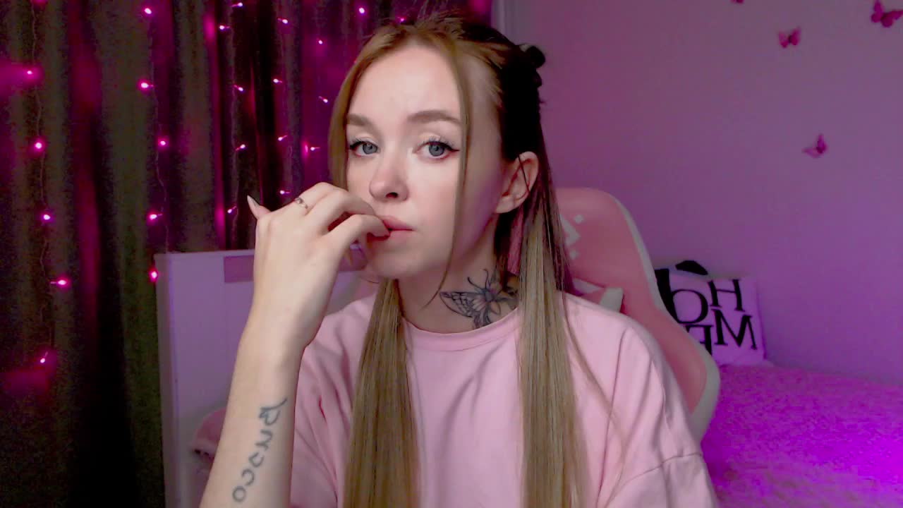 NaughtyMable Adult Chat August 8, 2025