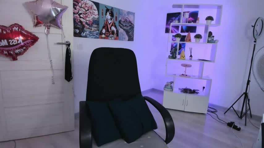 HoneySallyMoore Adult Chat August 9, 2025