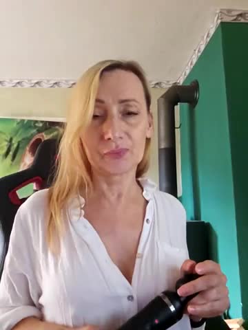 HotLana69 Adult Chat August 9, 2025