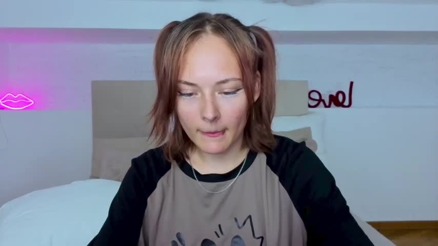 Little_fox1_ Adult Chat August 9, 2025