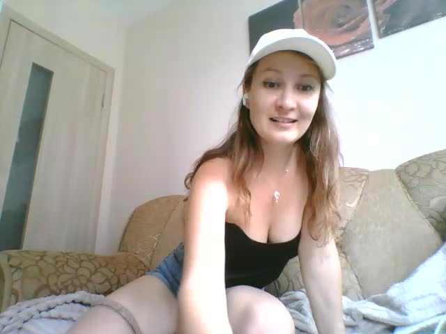 Yuliya333 Adult Chat August 9, 2025