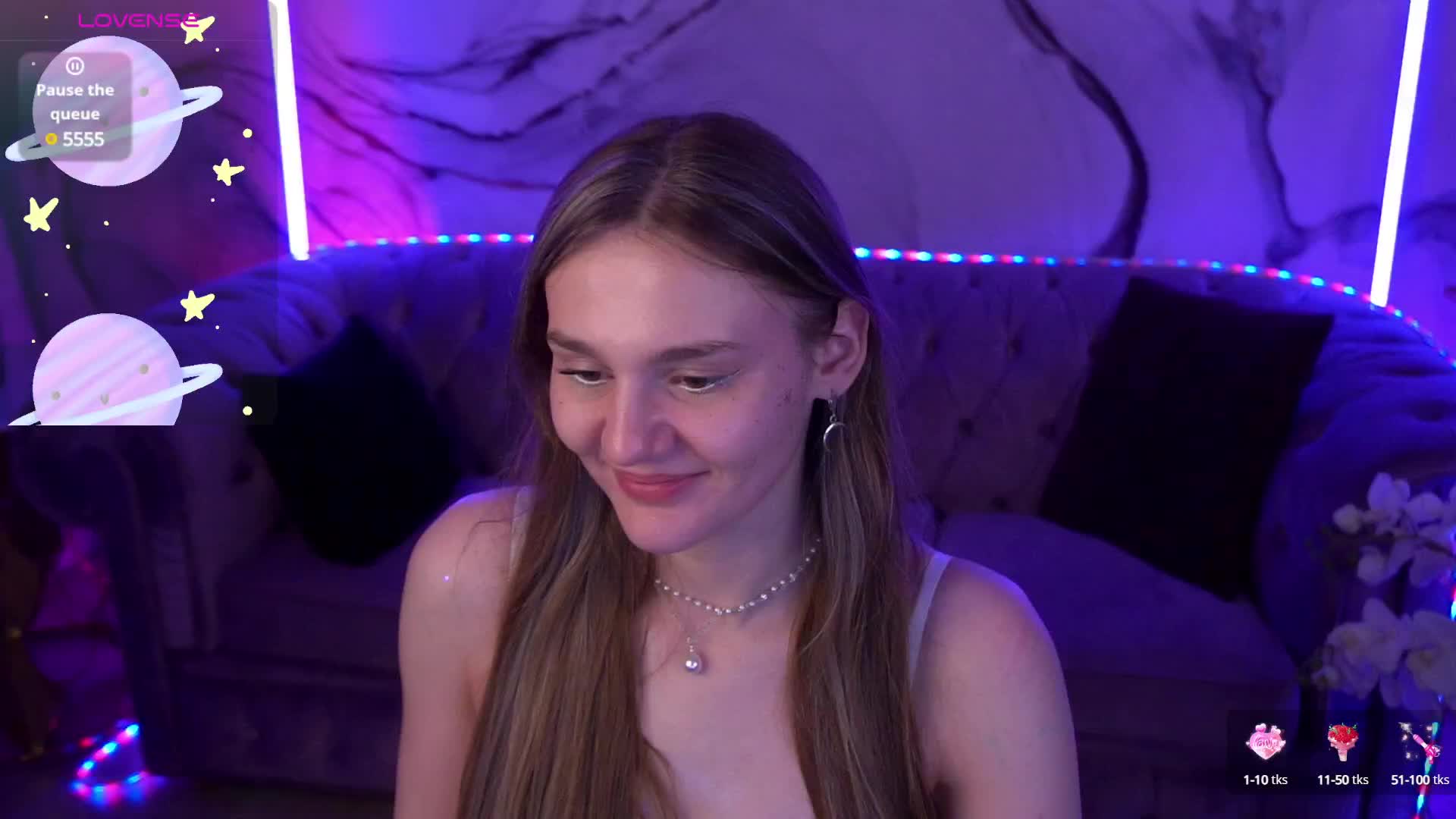 DiamondGoldie Adult Chat August 9, 2025