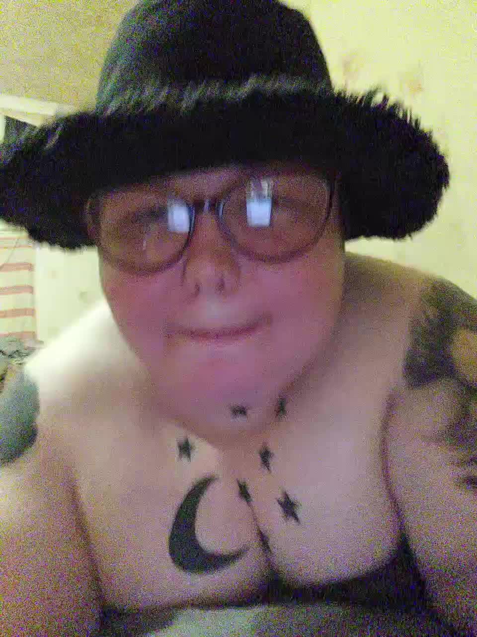 Svetlanka86 Adult Chat August 9, 2025