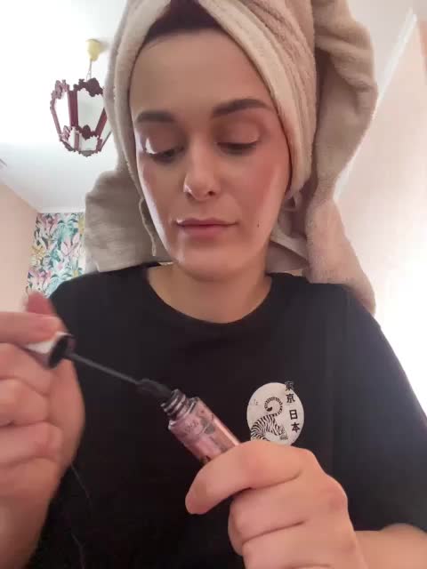 Vexahlia Adult Chat August 9, 2025