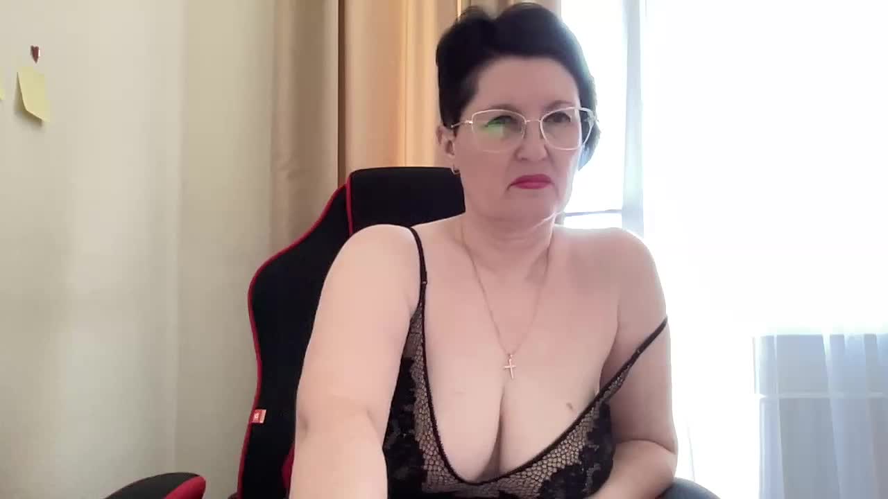HotMilfPussy Adult Chat August 9, 2025