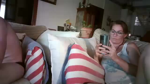 lolahueso Adult Chat August 8, 2025