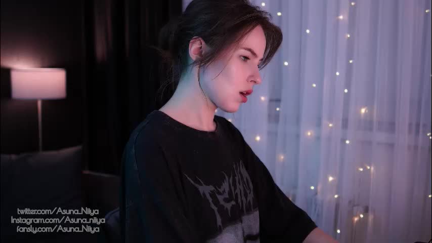 asuna_niiya Adult Chat August 9, 2025