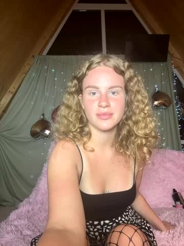 nemesidaM Adult Chat August 9, 2025