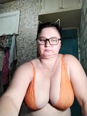 Holly-69 Adult Chat August 9, 2025