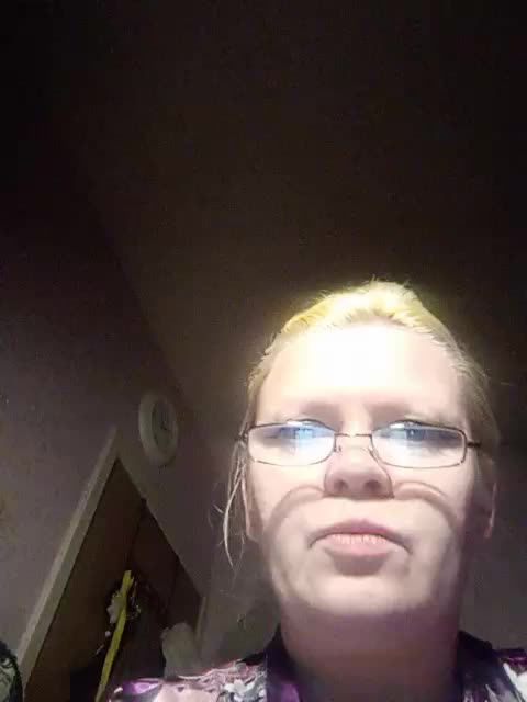 -WhiteQueen- Adult Chat August 9, 2025