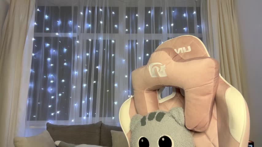 RoxyFloren Adult Chat August 9, 2025