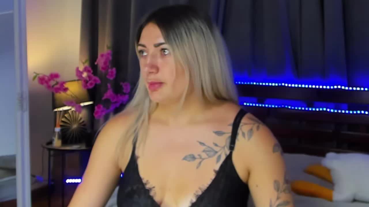 MikkiShows Adult Chat August 9, 2025