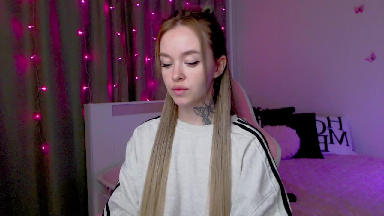 NaughtyMable Adult Chat August 9, 2025