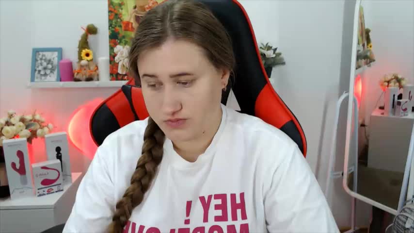 Lucky_Lana Adult Chat August 9, 2025