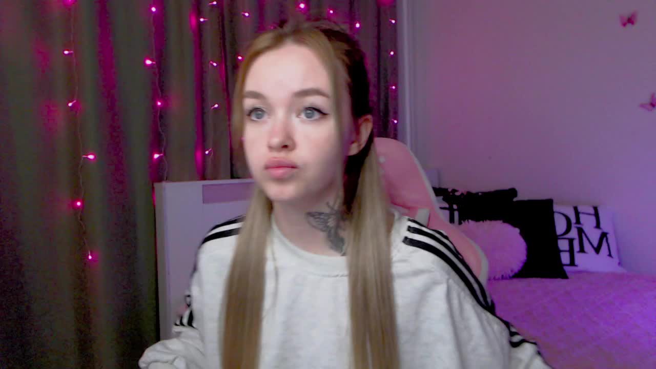 NaughtyMable Adult Chat August 9, 2025