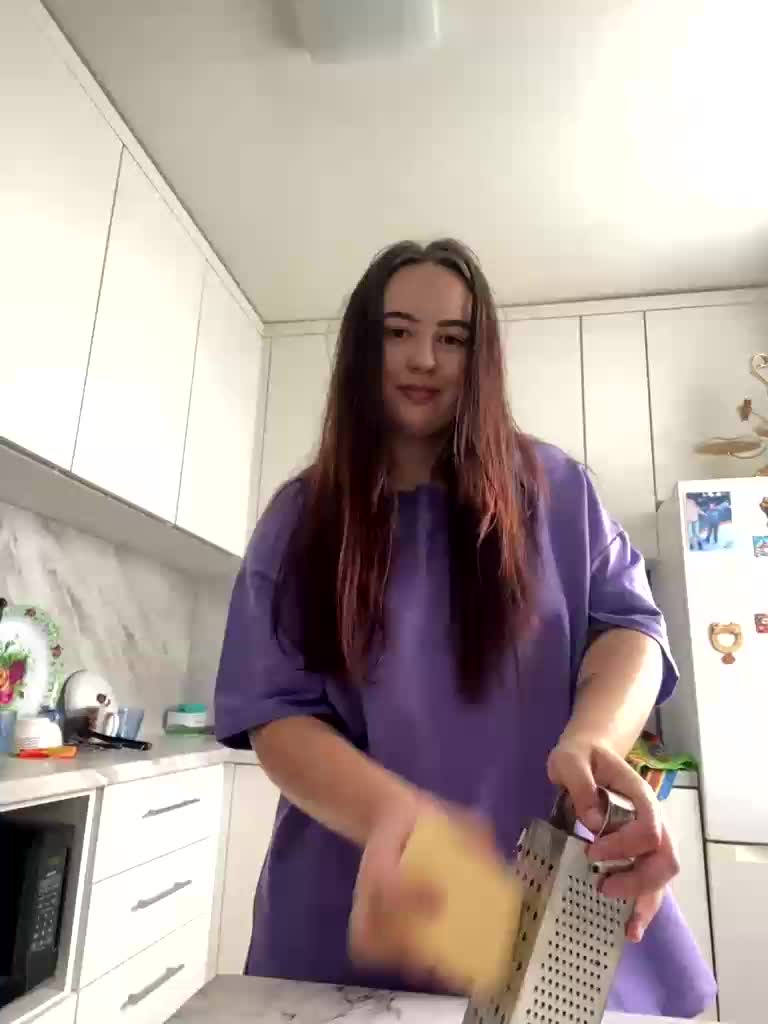 LisnoraGold Adult Chat August 9, 2025