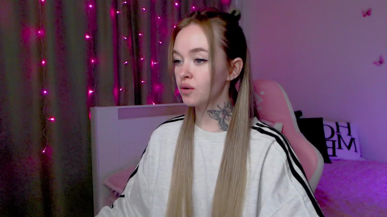 NaughtyMable Adult Chat August 9, 2025