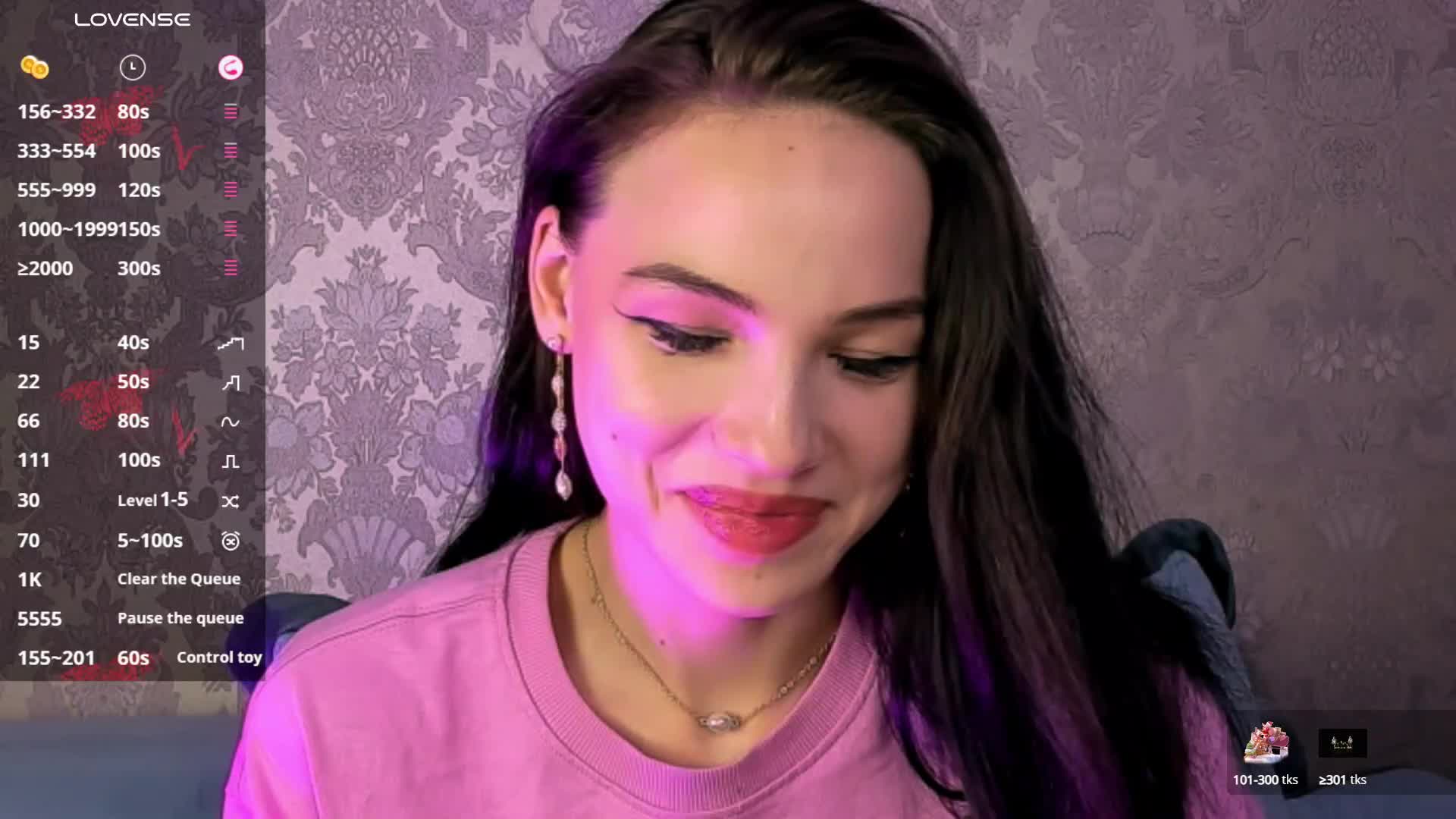 EmilyLuxxxury Adult Chat August 9, 2025