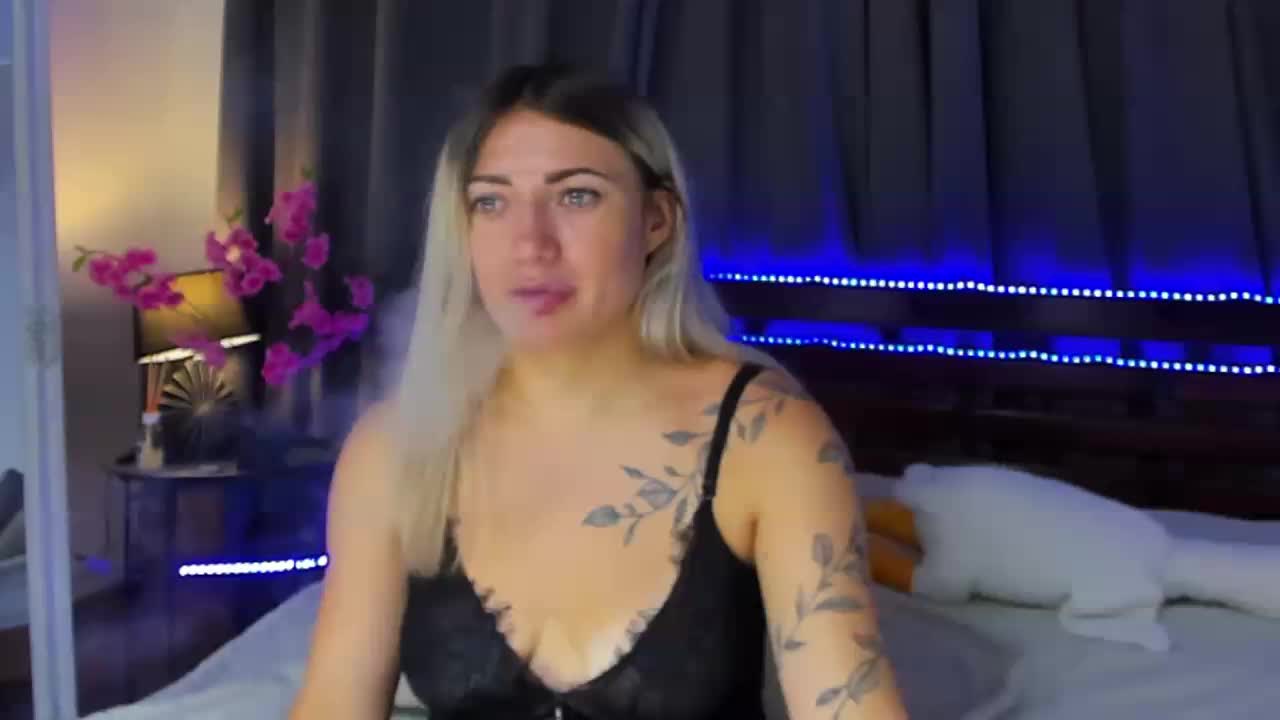 MikkiShows Adult Chat August 9, 2025