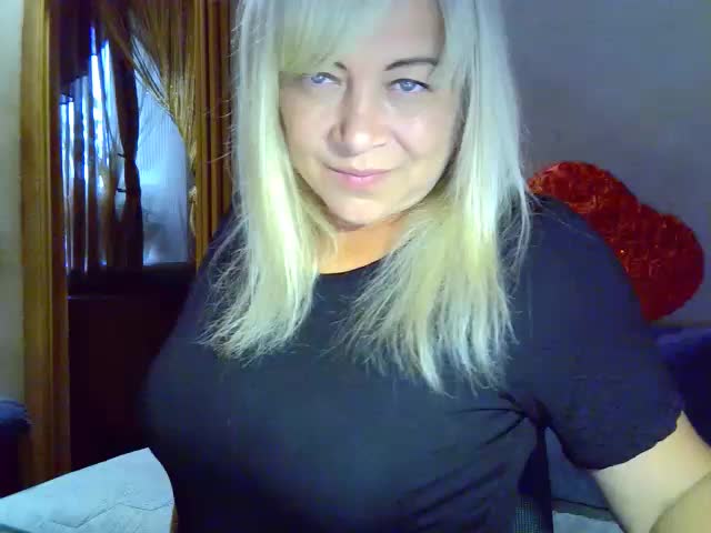 Savan35na Adult Chat August 9, 2025