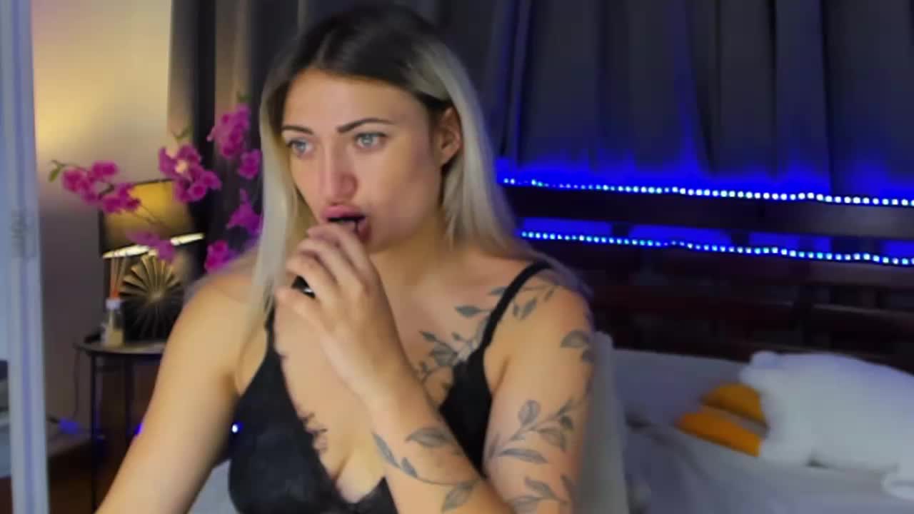 MikkiShows Adult Chat August 9, 2025