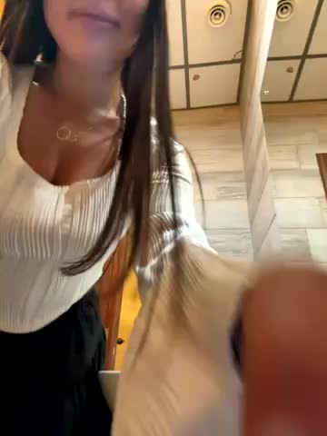 AleksandraRich Adult Chat August 9, 2025