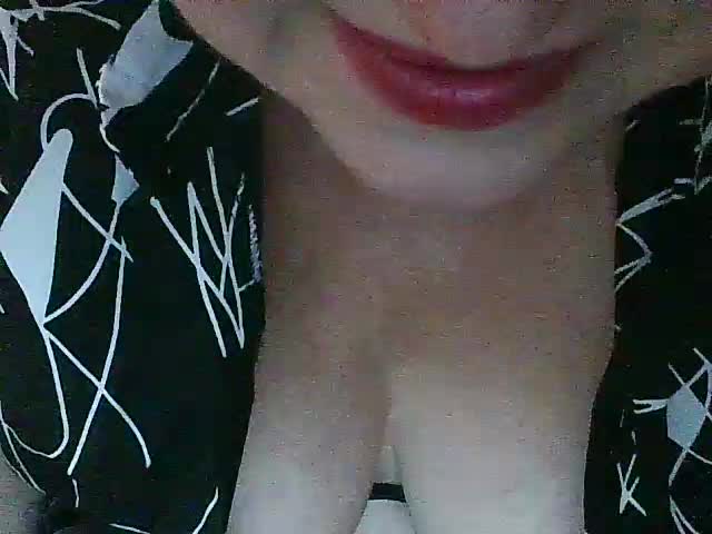 Laurador Adult Chat August 9, 2025