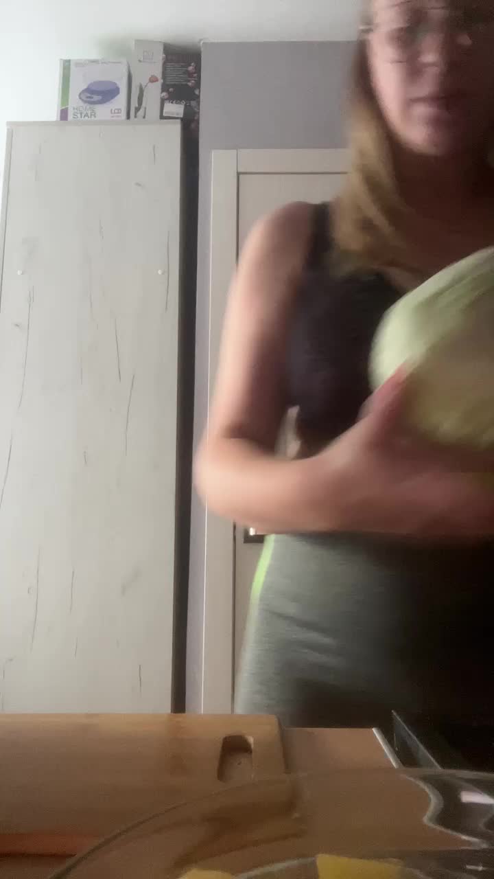 KrIsTaL91 Adult Chat August 9, 2025